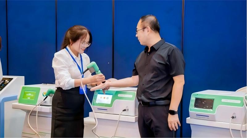 陕西秒康医疗：以“放射式冲击波”技术深耕基层医疗机构，做非侵入疗法的笃行者